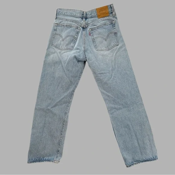 Levi’s 501 Wedgie Straight Leg Jeans Distressed - Picture 12 of 12